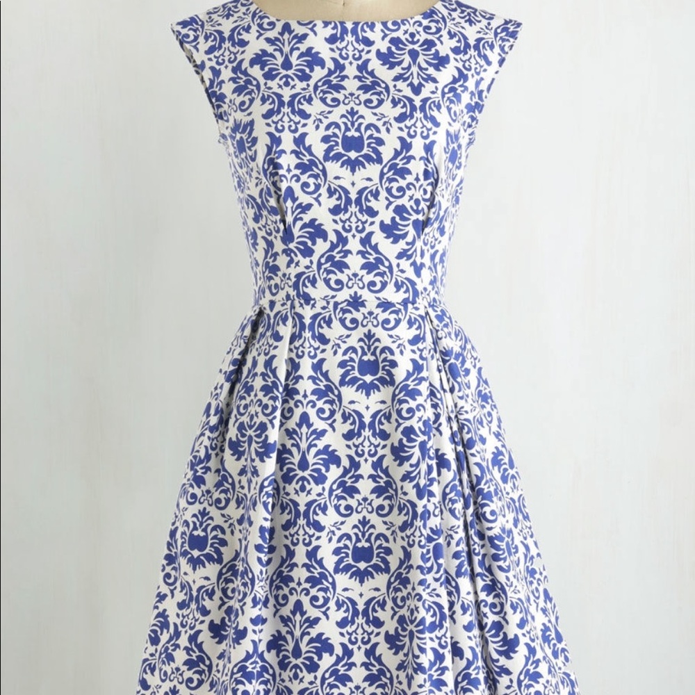 Be Outside Dress in Delft